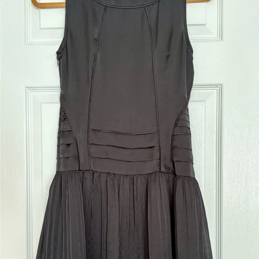 EUC Vintage Diane Von Furstenberg Black Pleated Mini Wills Dress Size 0 - Picture 7 of 12